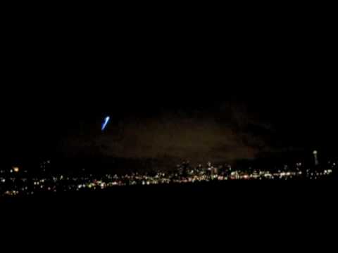 Youtube: UFO Kite Flying - Phase 1