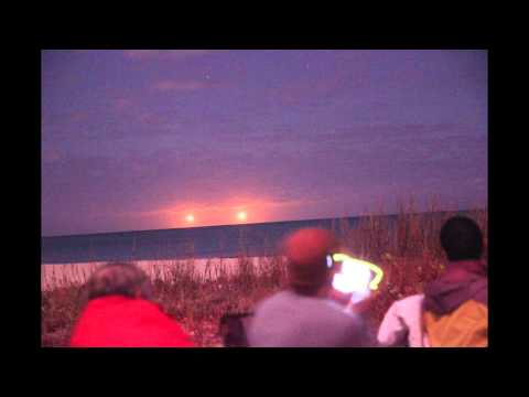 Youtube: Steven Greer CE-5 UFO Sighting:  Vero Beach FL  February, 2015