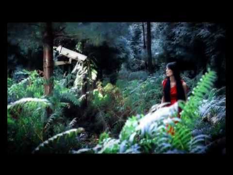 Youtube: Jennifer Rostock - Himalaya (Official Video)