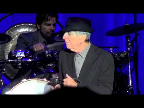 Youtube: Leonard Cohen, First we take Manhattan, Dublin, 14-09-2012