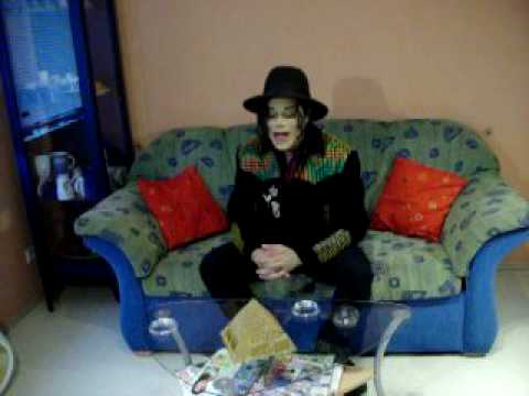 Youtube: Michael Jackson look a like  photo time Michael Rider