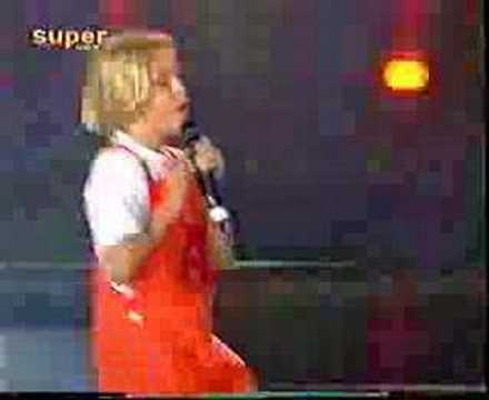 Youtube: 1997- Aaron Carter - Crush On You (Live Pop Explosion 97)
