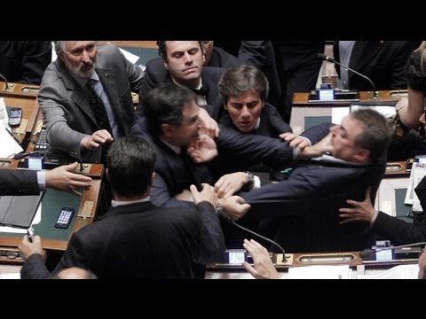 Youtube: Zoff im italienischen Parlament