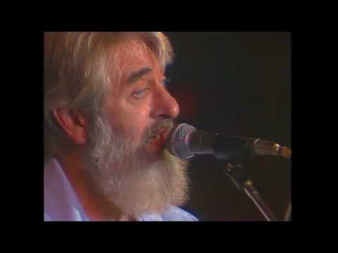 Youtube: The Town I Loved So Well - The Dubliners & Ronnie Drew | Festival Folk (1985)
