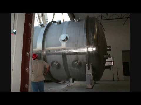Youtube: Huge vacuum chamber