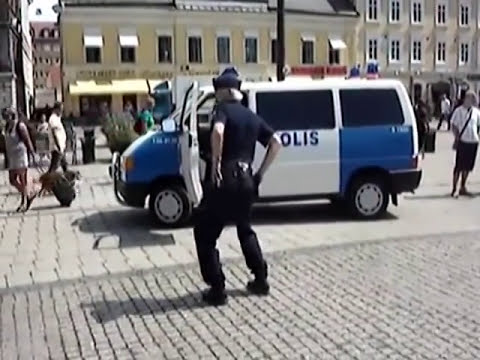 Youtube: Der Tanzende Polizist