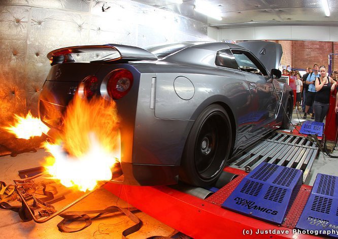 flames spitting gt-r