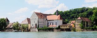 /dateien/39088,1327392977,310px-Schloss Beuggen Gesamtansicht2