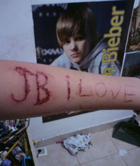 Bilder-Thread 43048,1298996084,justin-bieber-fan