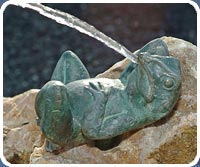 /dateien/69924,1297356604,wasserspiel figur