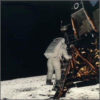 /dateien/gg3012,1234285966,Aldrin Apollo 11