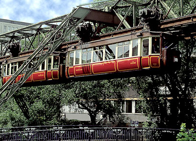 /dateien/gg42351,1289848350,bergisches-land-wuppertal-schwebebahn