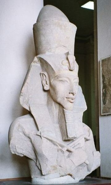 /dateien/gg47516,1264447805,360pxpharaohakhenaten