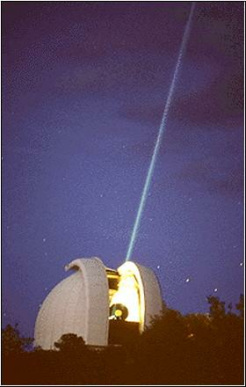 /dateien/it58439,1260308211,008-Laserstrahl-zum-mond