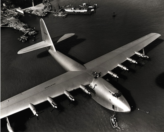 /dateien/it66098,1285232395,H-4 HERCULES spruce goose3