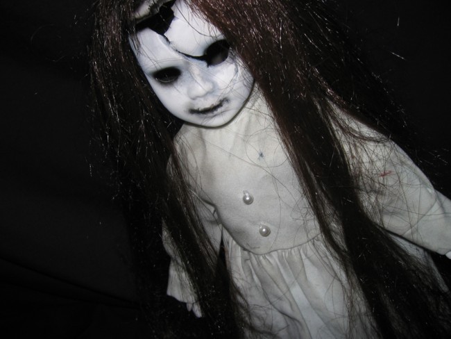 /dateien/mt45797,1217451733,scary doll7