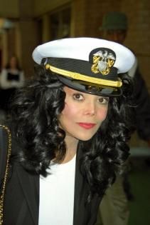 /dateien/np62480,1278445922,la-toya-jackson 211x315