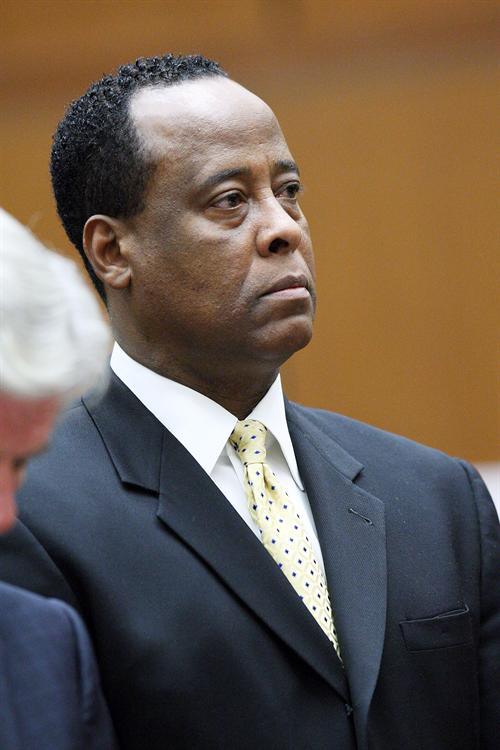 /dateien/np62551,1273492591,Dr Conrad Murray 326f