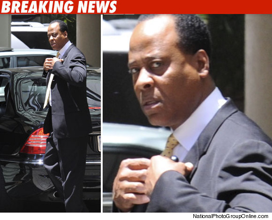 /dateien/np62551,1276547373,0614-conrad-murray-bn-npg-2-credit