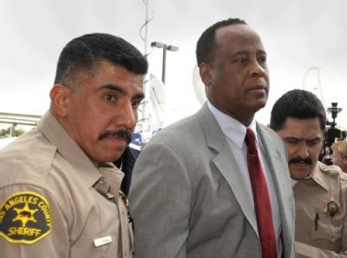 /dateien/np62551,1282642293,Conrad Murray 1 dpa