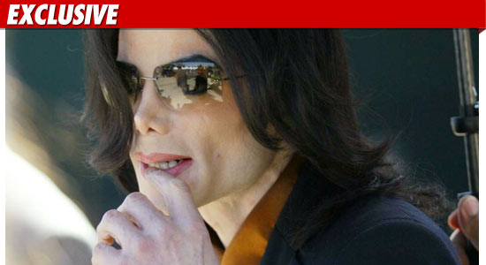 /dateien/np62551,1283322350,0831-michael-jackson-ex-01