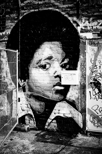 /dateien/np62551,1285836163,mj-grafitti