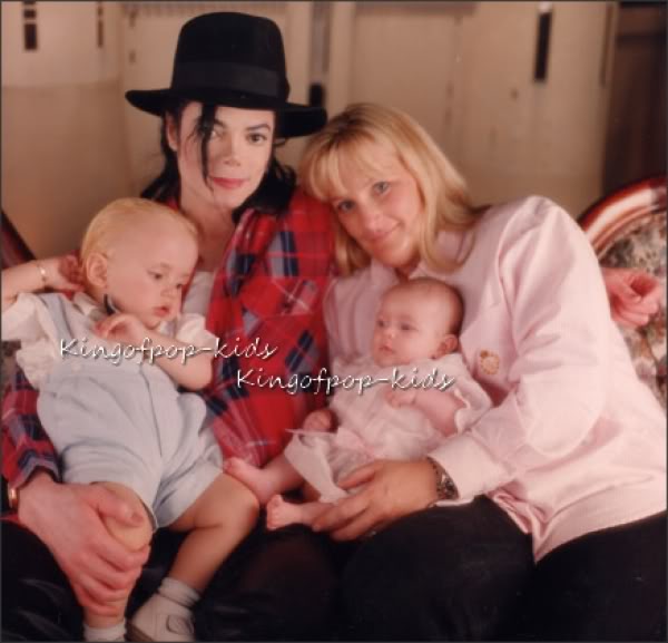 /dateien/np65701,1284105565,Michael-s-Babies-michael-jackson-2