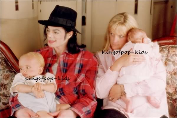 /dateien/np65701,1284105565,Michael-s-Babies-michael-jackson-99