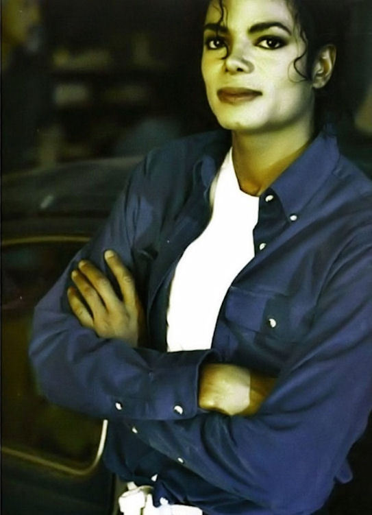 /dateien/np65701,1284229750,Michael-forever-michael-jackson-15246666-543-751