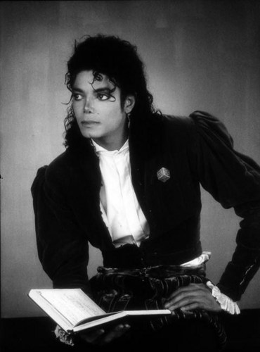 /dateien/np65701,1287136533,Love-yoouuu-michael-jackson-16254977-370-500