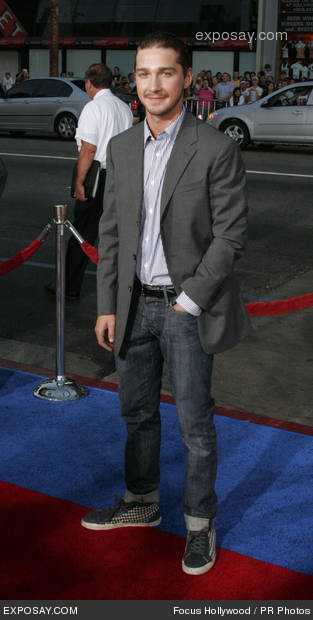 /dateien/np66944,1287783489,shia-labeouf-hot-rod-movie-premiere-arrivals-1qSHTq