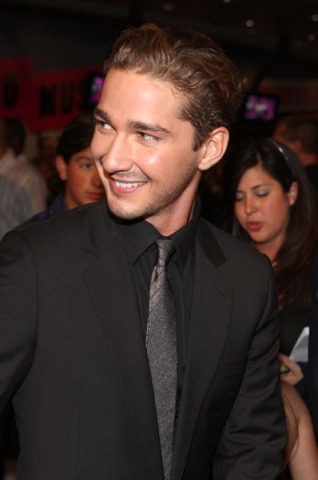 /dateien/np66944,1287913997,shia-labeouf-20070928104708847 640w