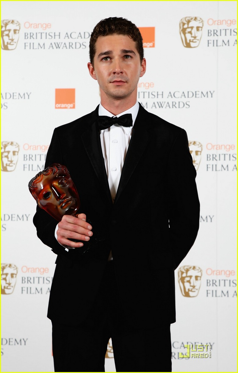 /dateien/np66944,1289493565,shia-labeouf-bafta-awards-05