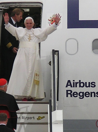 /dateien/pr36357,1234446135,papst-howie berlin-flickr-nicht-verandern