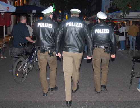 /dateien/pr55255,1276443212,polizei-altstadt