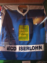 /dateien/pr56293,1267400011,180px-ECD-Trikot Gruenes Buch