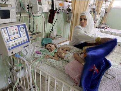 /dateien/pr63121,1275937860,1242930292gaza child sick mom