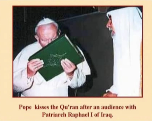 /dateien/rs5862,1260453428,PapstKoran 01