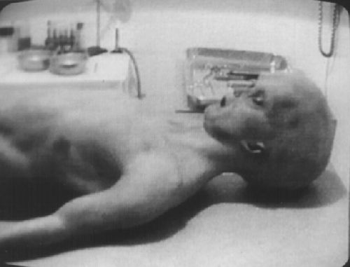 /dateien/uf25902,1241959757,RoswellAlienHoaxAutopsy2