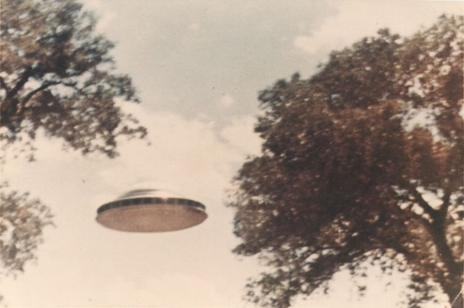 /dateien/uf28350,1154180905,Paul Villa-UFO