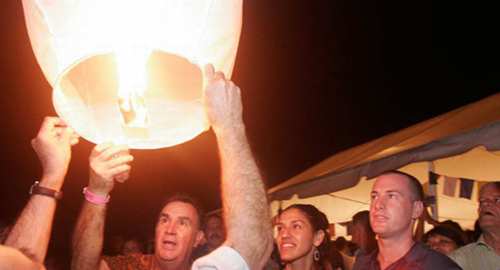 /dateien/uf28955,1245517152,sky lantern 143q5dfsga