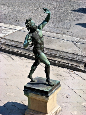 /dateien/uf42243,1263215118,Pompeji-Faun