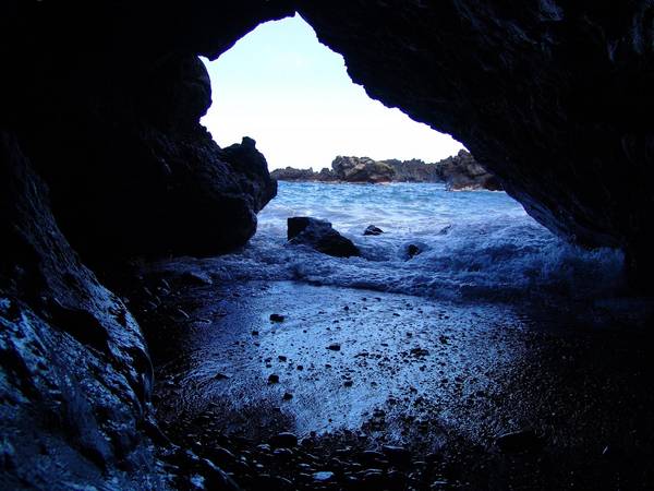 /dateien/uh28902,1174846701,Waianapanapa Secret Sea Cave