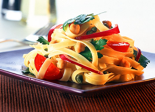 /dateien/uh42220,1202105375,FettucineFreshTomatoes B