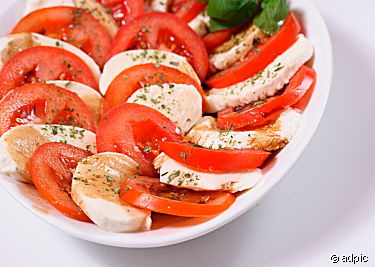 /dateien/uh42220,1204100962,Tomate Mozarella Salat 61086