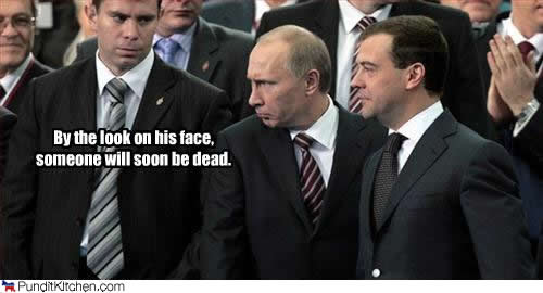 Bilder-Thread uh43048,1257768005,political-pictures-putin-medvedev-look-dead