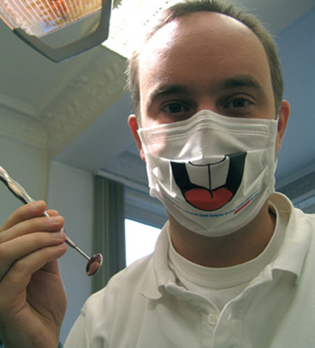 Bilder-Thread uh43048,1262879638,dentistmasks04
