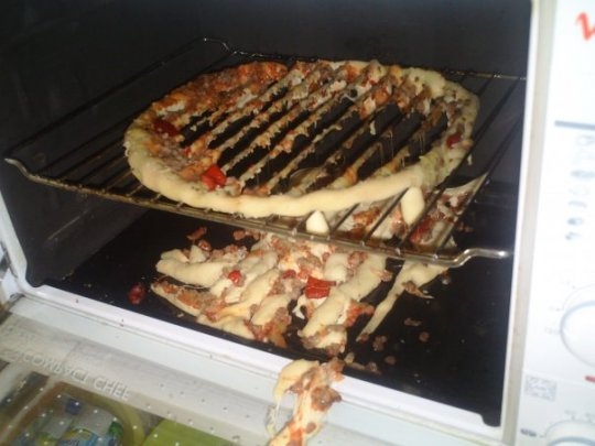 Bilder-Thread uh43048,1265135225,pizzamakingfail