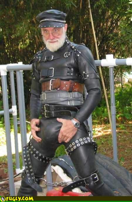Bilder-Thread uh43048,1266691474,gay papa smurf