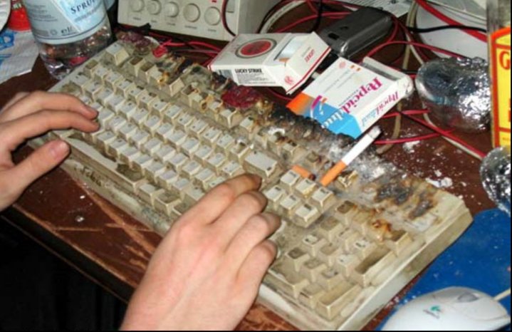 Bilder-Thread uh43048,1268308801,smoking keyboard 01